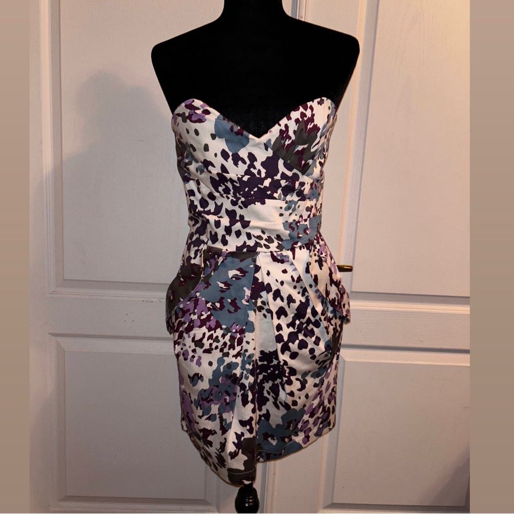 Jack Dylan - Strapless Floral Dress w/ pockets - Women’s Size Small